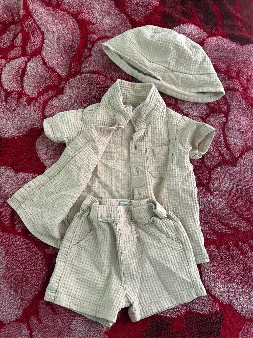 Kids khaki Waffle 3-Piece Outfit Set with Hat 18 months unisex